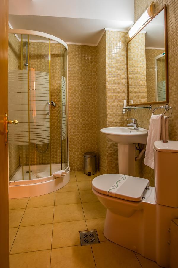 Hotel Maria Рэдэуци Экстерьер фото